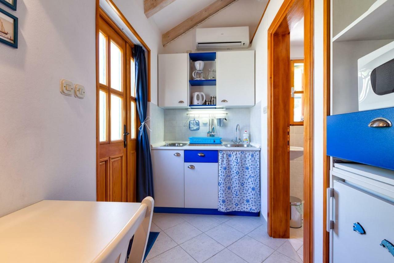 Apartments Nautica, Mali Lošinj Exteriör bild